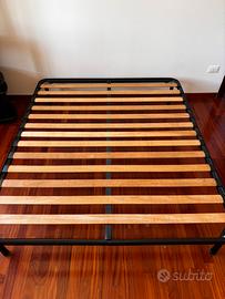 Rete matrimoniale con materasso