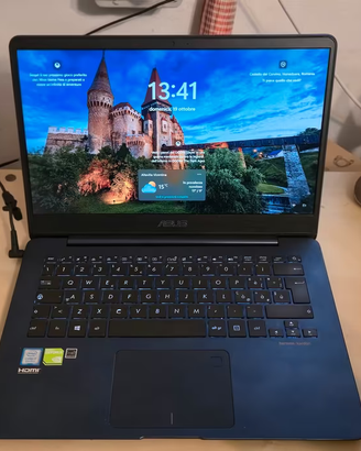 Asus zenbook 14 UX430UN i7-8550U 16GB RAM 512GB