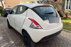Lancia Ypsilon 0.9 TwinAir Natural Power Metano