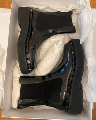 Stivaletti Unisex Valentino Garavani taglia 39