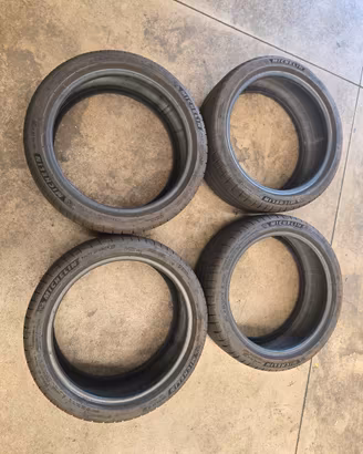 Michelin Pilot Sport 4 195/45 R17 81W