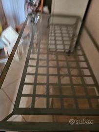 tavolo in vetro stile moderno