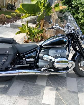 BMW R18