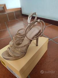 Sandali con tacco