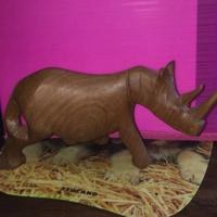 Soprammobili in legno