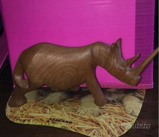 Soprammobili in legno