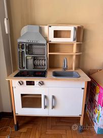 cucina giocattolo in legno