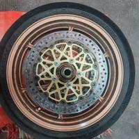 Cerchi zx10r 06/07 con dischi Brembo Supersport