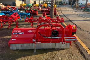 TRINCIA SEMI FORESTALE UBALDI MOD. CFRP 220