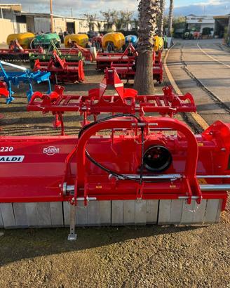 TRINCIA SEMI FORESTALE UBALDI MOD. CFRP 220