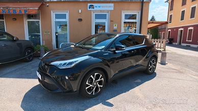 Toyota C-HR 1.8hcvt