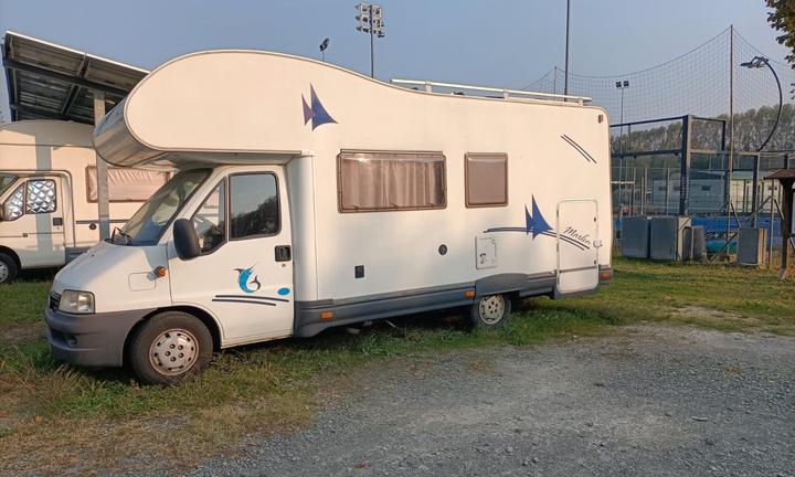 Camper elnagh marlin garage