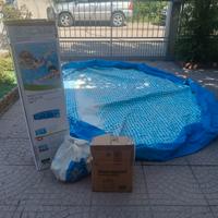 piscina fuori terra Intex Rectangular Frame Set.
