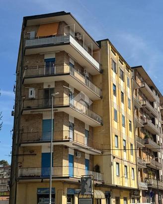 4 LOCALI A AVELLINO