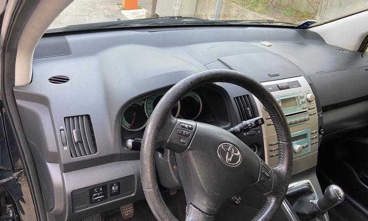 TOYOTA Corolla (2004-2009) - 2004