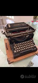 Antica Macchina da scrivere Olivetti M20 anni20-30