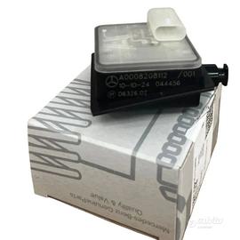 Motorino Sportellino Serbatoio Mercedes A000820811