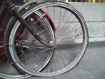 Cerchi anteriori e posteriori vecchie bici da 26'