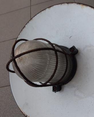 Lampada industriale vintage da esterno