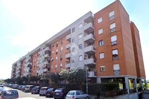 3 LOCALI A APRILIA