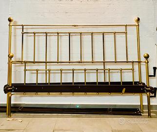 Letto matrimoniale in ottone