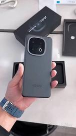 iQoo 13 16/512GB (vivo) black o 16+16 512GB gaming