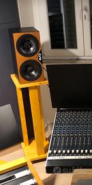 Stativi per monitor da studio