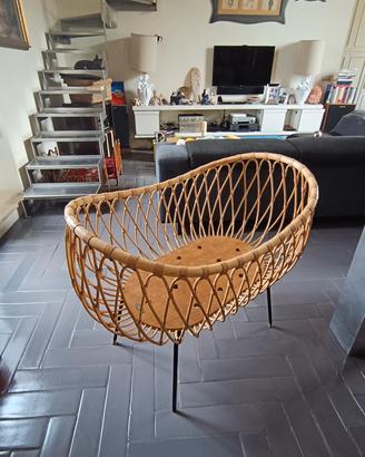 Culla Bermbach in rattan intrecciato a mano
