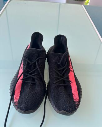 Yeezy boost 350 V2