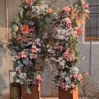 Coppia di decorazioni  floreali