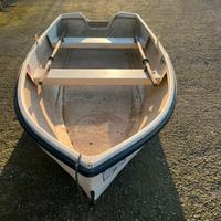 Barca in vetroresina