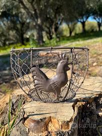 Cestino Raccolta Uova – Gallo in Metallo
