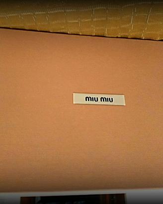 Scatola Box MIU MIU (Miuccia Prada) 24x17x4h Nuova