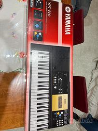 Tastiera Yamaha YPT-220