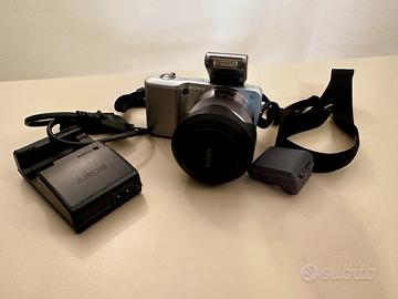 Sony Alpha NEX3 + obiettivo 18/55 f3.5/5.6