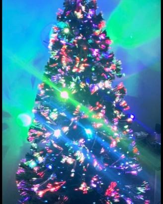 Albero di natale con fibre ottiche