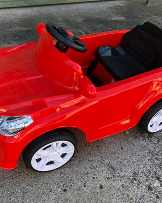 Auto elettrica Feber macchina giocattolo