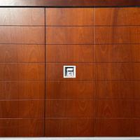 PORTA BASCUALANTE IN LEGNO CON PORTA PEDONALE