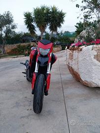 Ducati hypermotard 939