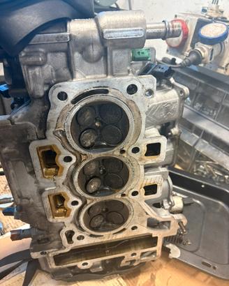 Testata motore Peugeot Citroen HM01