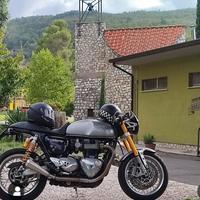 Triumph Thruxton 1200 R