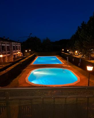 Bilocale con piscina Desenzano del Garda