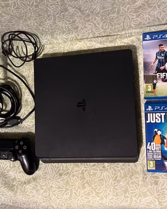 Sony PlayStation 4 – Console PS4 + 2 giochi