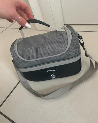 Borsa isotermica da campeggio con contenitori
