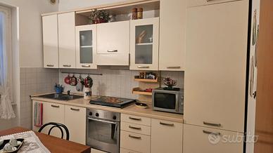 ARREDAMENTO COMPLETO, SEMINUOVO ,SOGGIORNO ,CUCINA