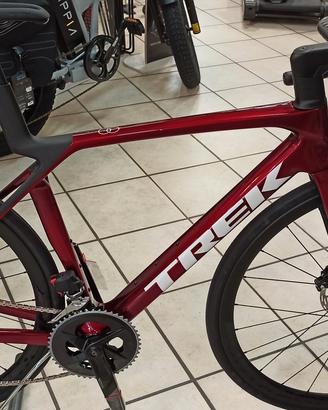 Trek Madone SL6  AXS  Gen 8