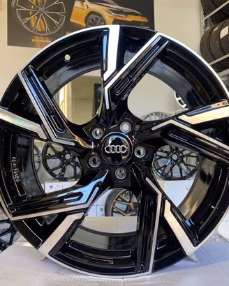 Cerchi Audi raggio 18 NUOVI cod.18932