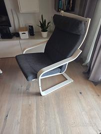 poltrona ikea Poang  bianca/cuscino grigio