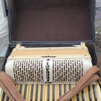 fisarmonica Soprani  modello Recanati 