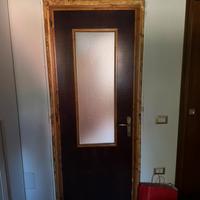 Porte interne in legno con vetro
